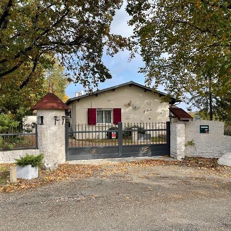 Villa Le Paradis Pern Екстер'єр фото